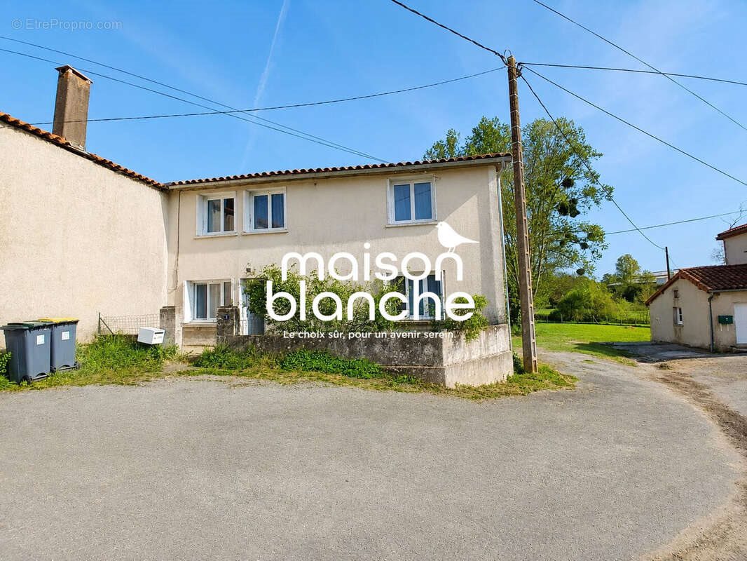 Maison à vendre, 95m², Azay-sur-Thouet