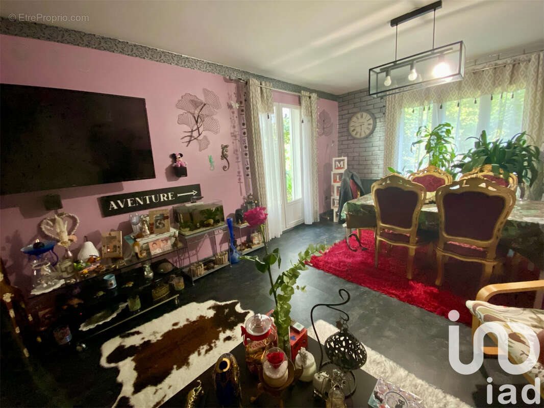 Appartement à vendre, 81m², Combs-la-Ville