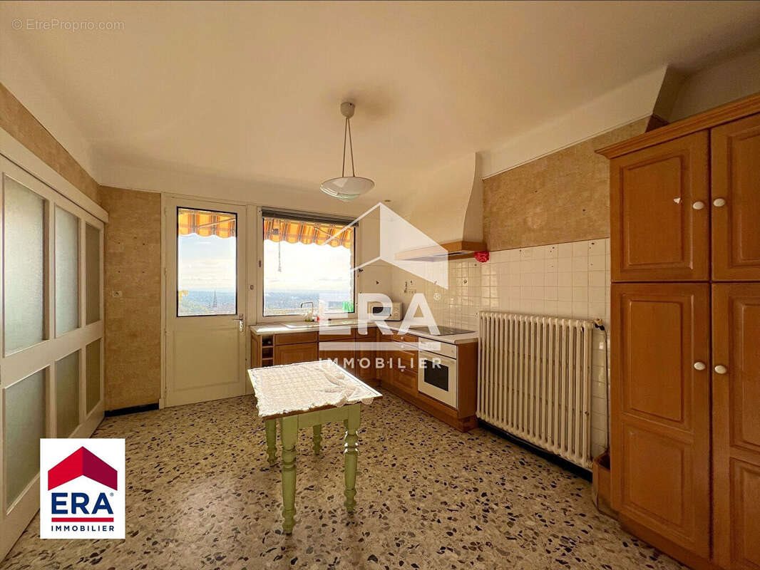 Maison à vendre, 327m², Crillon-le-Brave