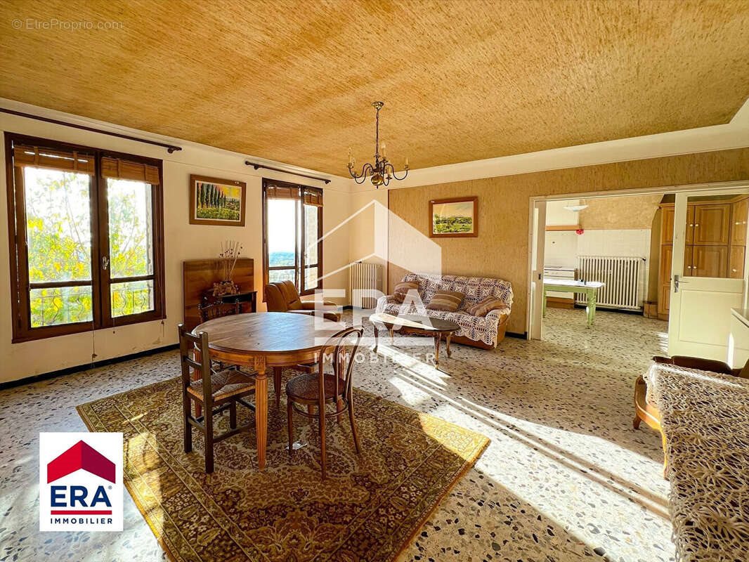 Maison à vendre, 327m², Crillon-le-Brave