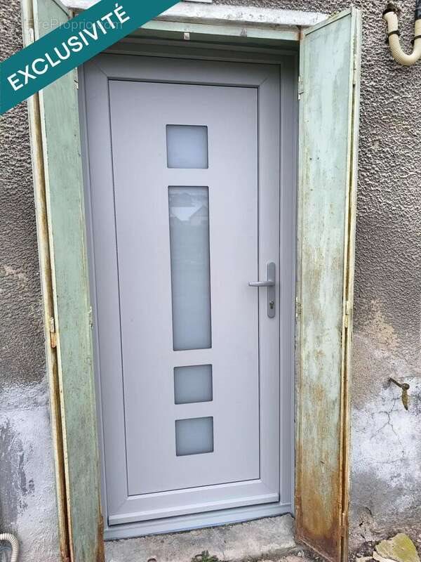 Maison à vendre, 101m², Courpière
