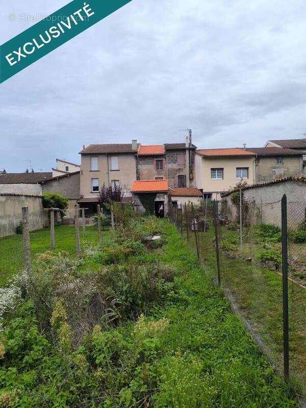 Maison à vendre, 101m², Courpière