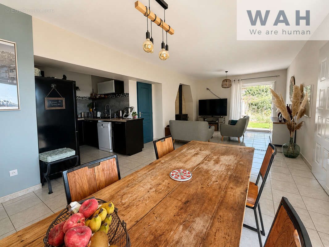 Maison à vendre, 131m², Saint-Drézéry
