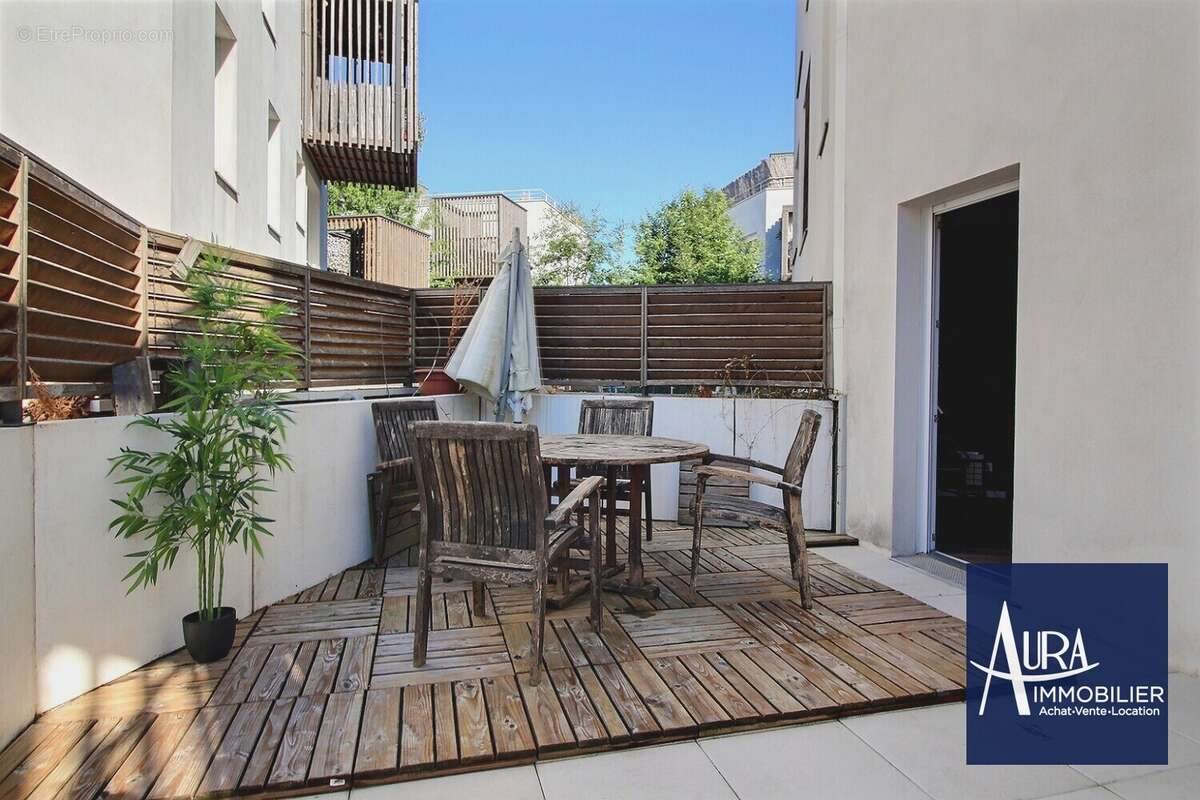 Appartement à vendre, 61m², Romainville