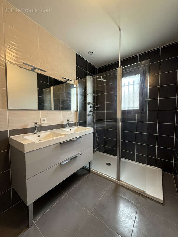 Maison à vendre, 98m², Péchabou
