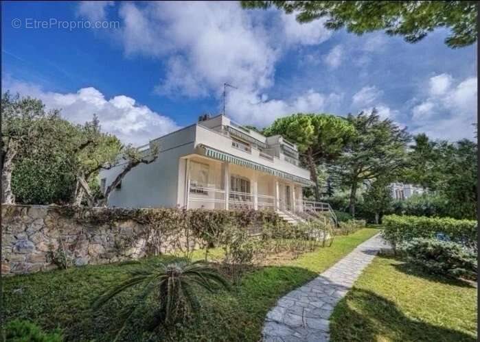 Maison à vendre, 350m², Bourges