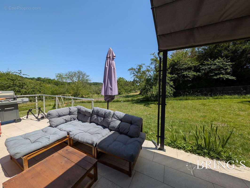 Maison à vendre, 90m², Léguillac-de-l'Auche
