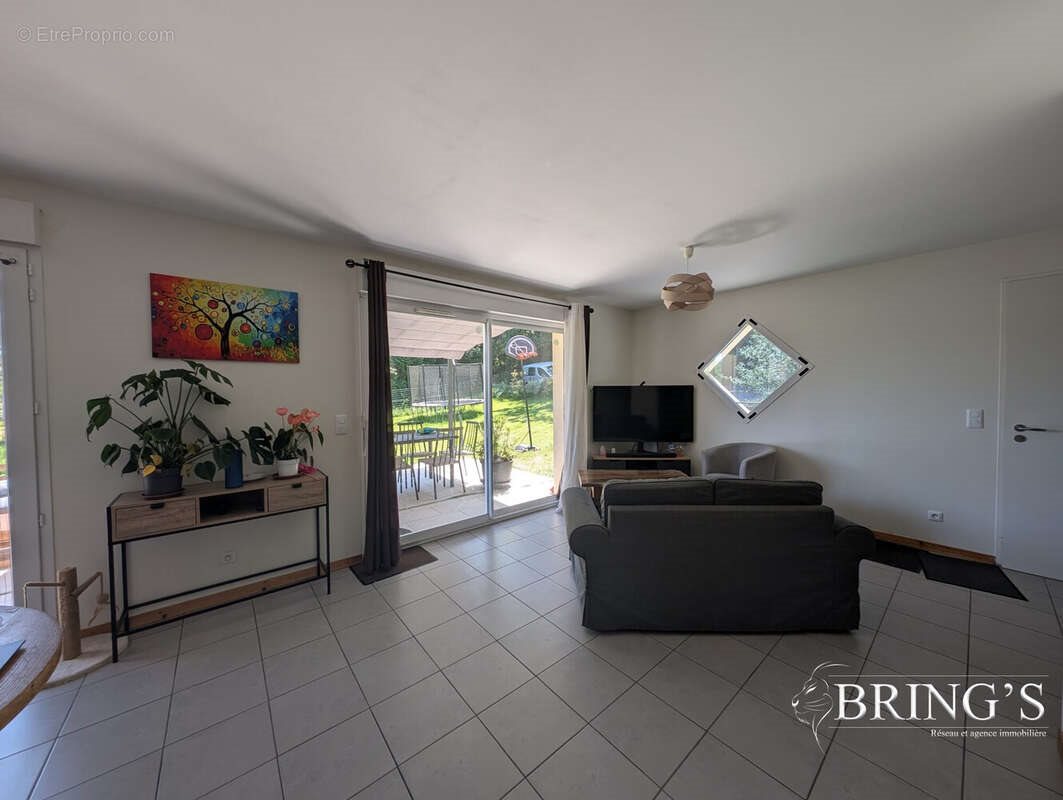 Maison à vendre, 90m², Léguillac-de-l'Auche