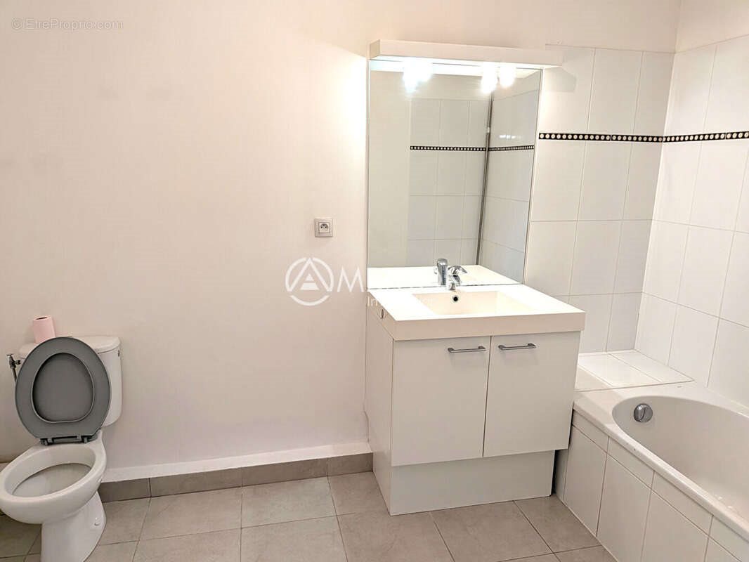 Appartement à vendre, 38m², Fréjus