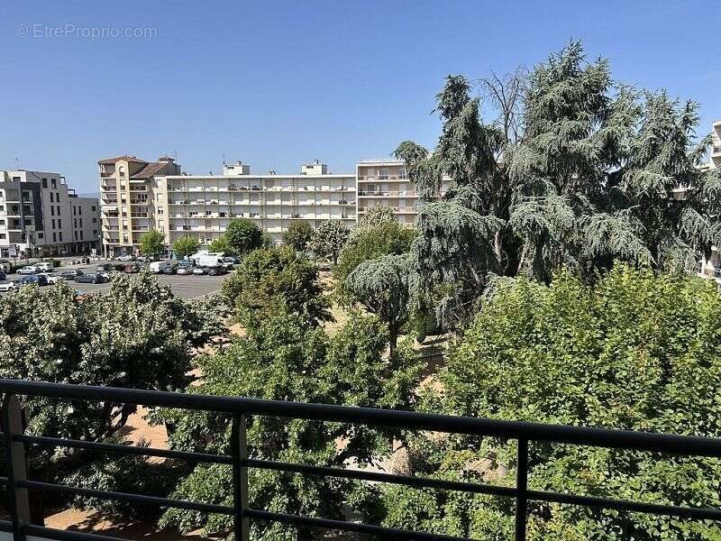 Appartement à vendre, 70m², Montrond-les-Bains