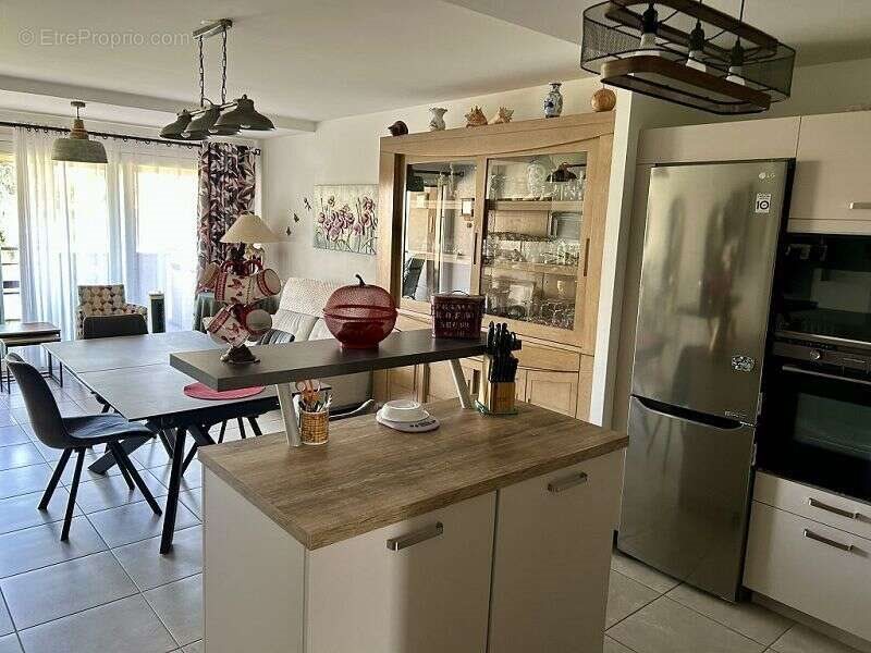 Appartement à vendre, 70m², Montrond-les-Bains