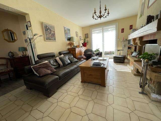 Maison à vendre, 93m², Saint-Aubin-lès-Elbeuf