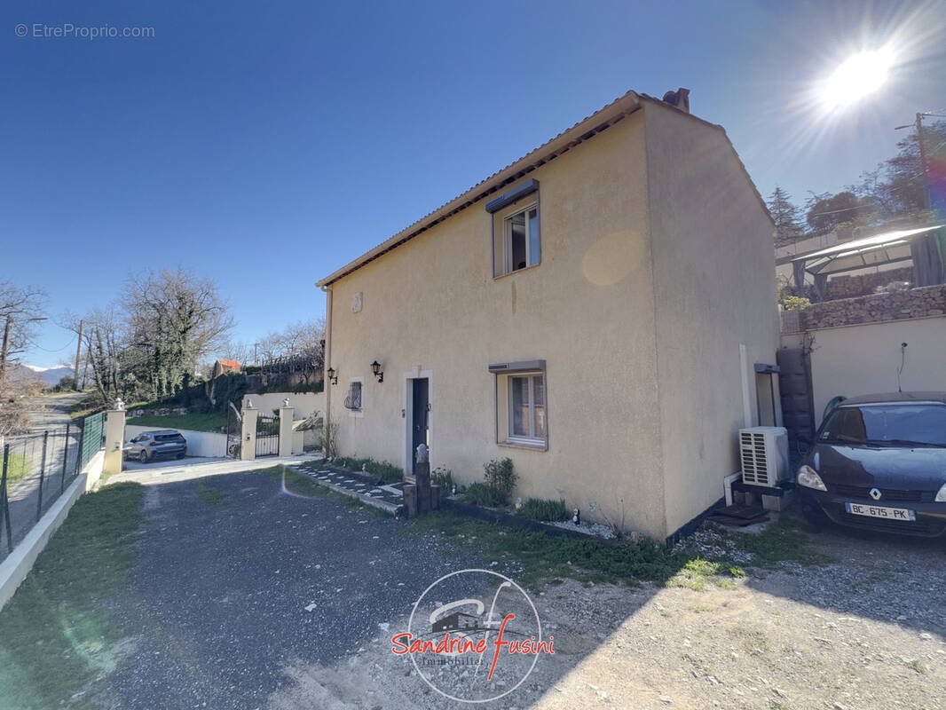 Maison à vendre, 105m², Bouyon