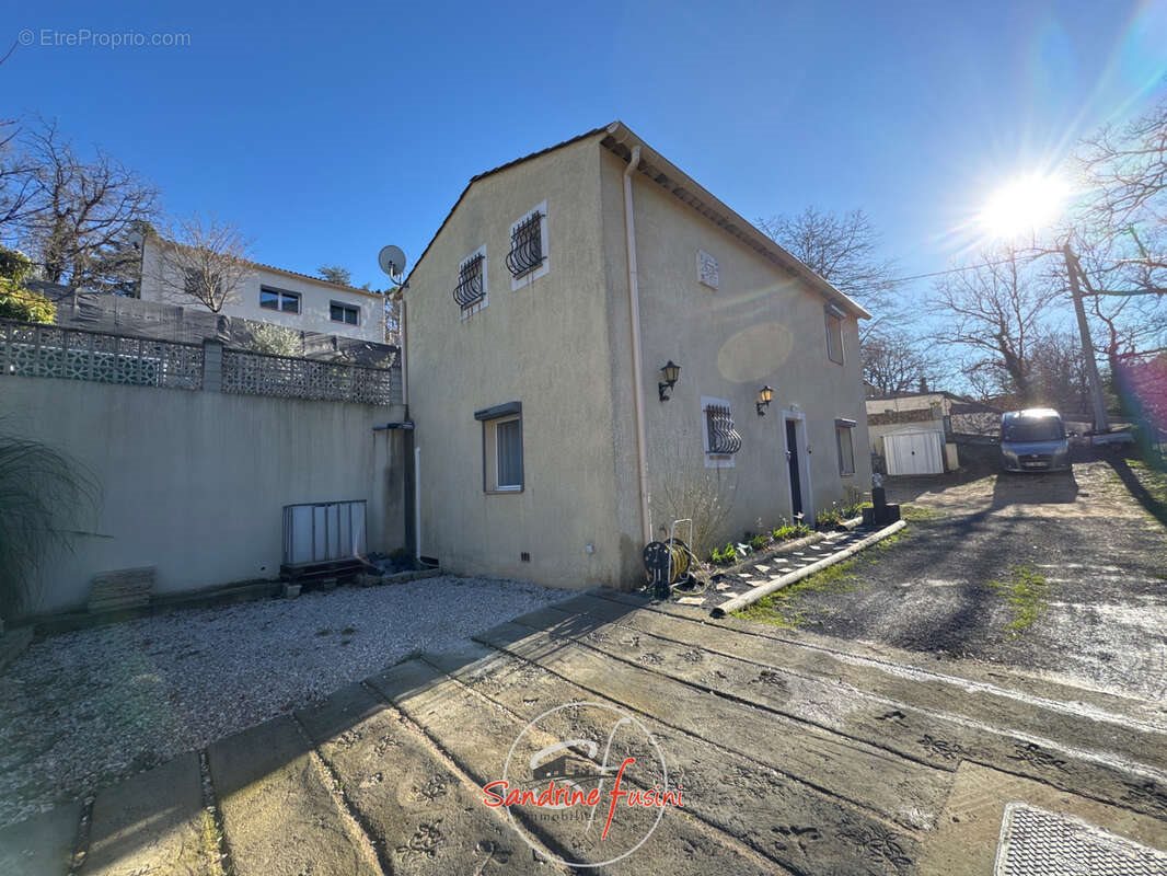 Maison à vendre, 105m², Bouyon