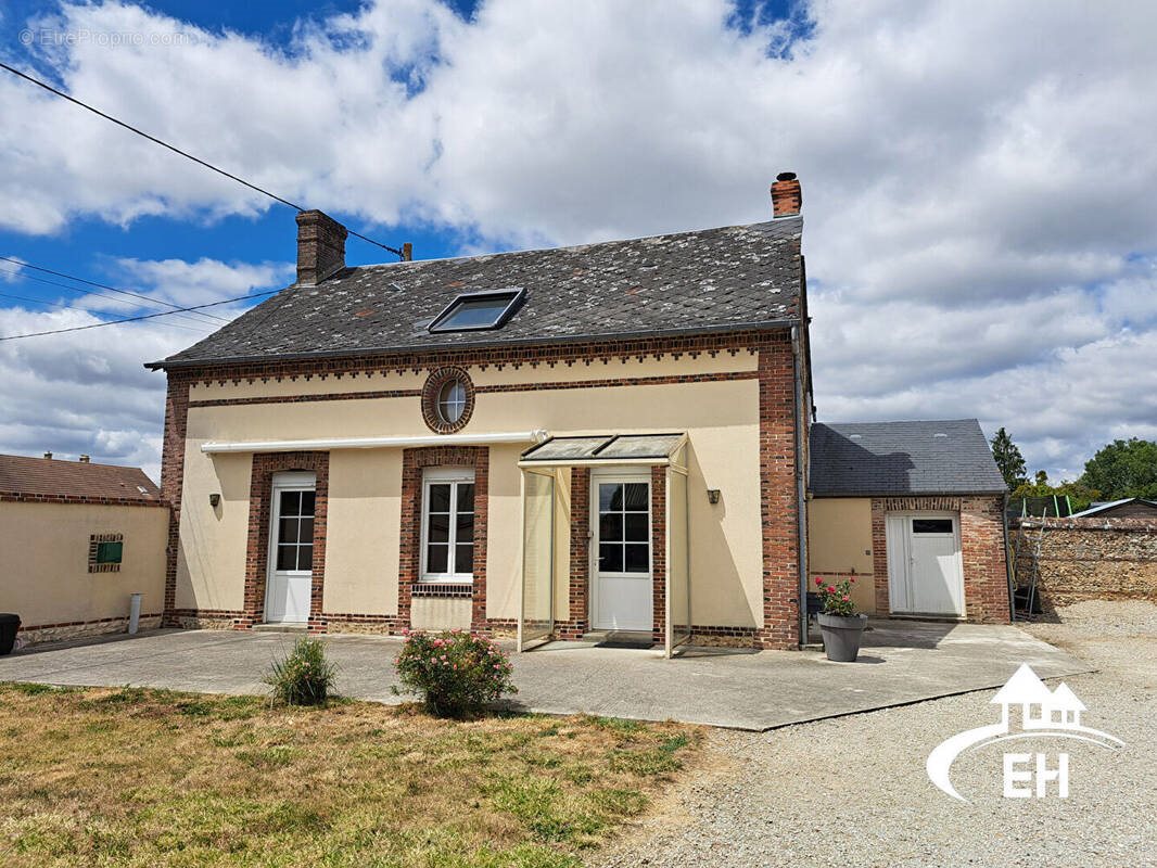 Maison à vendre, 121m², L'Aigle