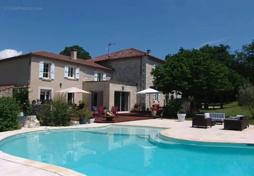 Maison à vendre, 356m², Saint-Puy