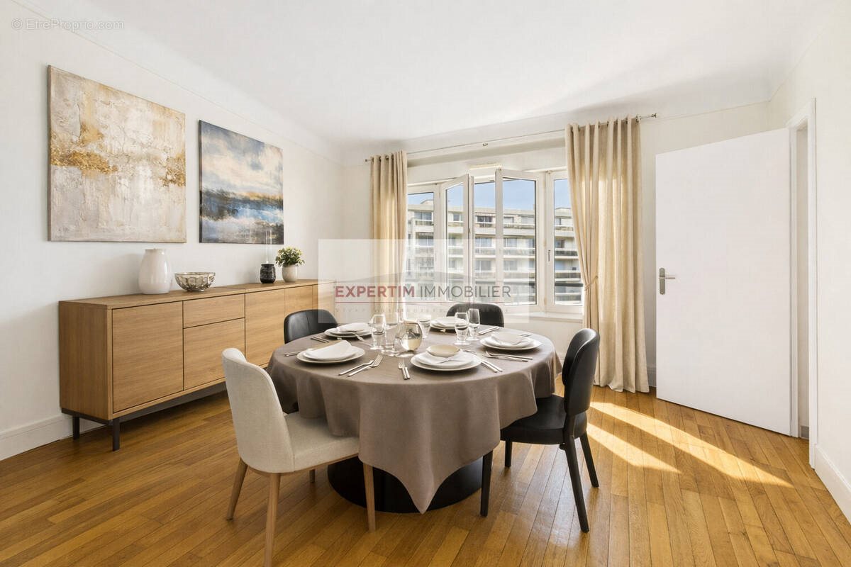 Appartement à vendre, 95m², Versailles
