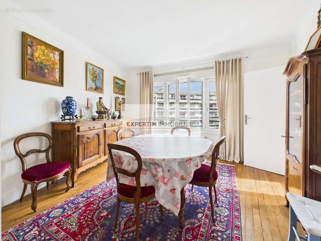 Appartement à vendre, 95m², Versailles