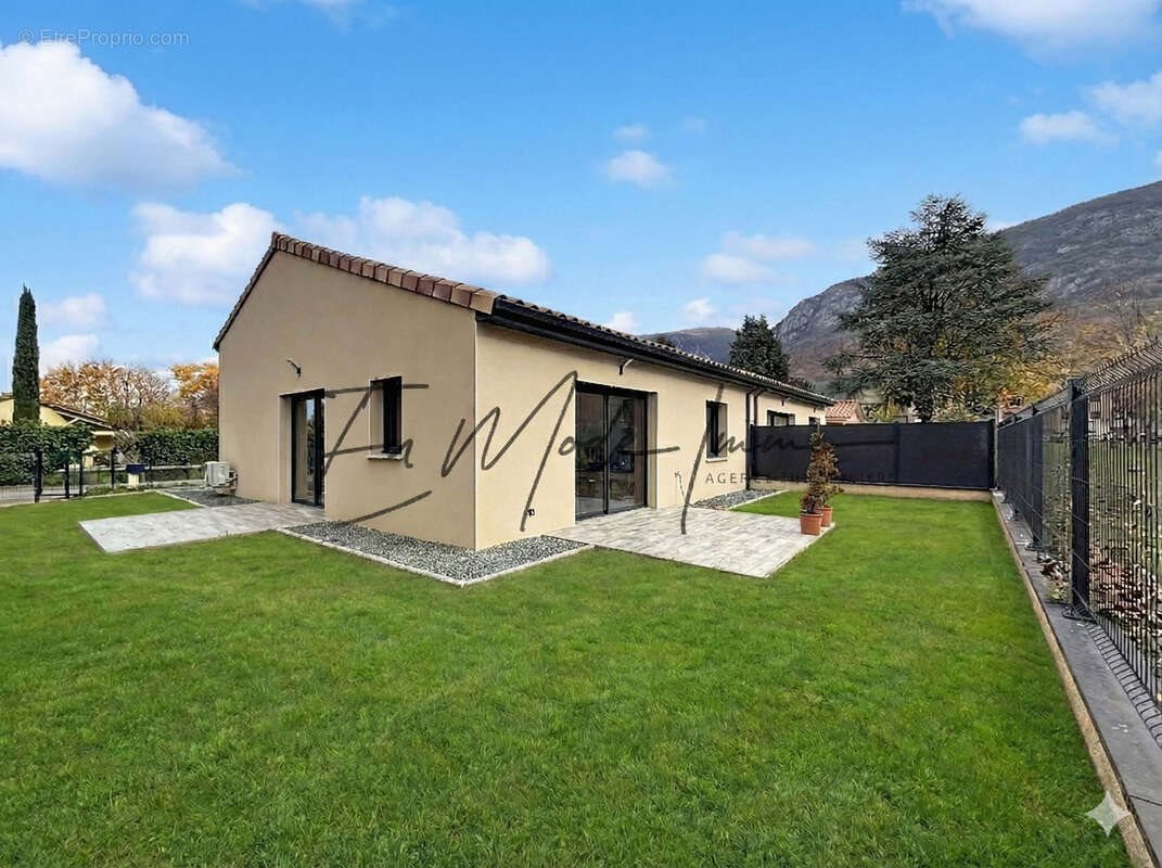 Maison à vendre, 75m², Saint-Laurent-en-Royans