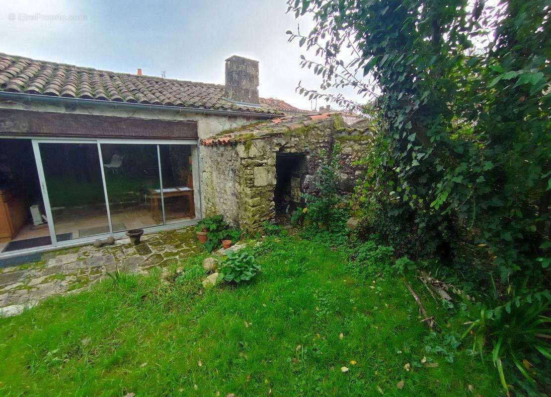 Maison à vendre, 50m², Talmont-sur-Gironde