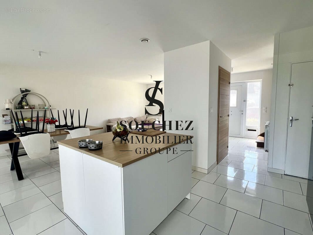 Maison à vendre, 88m², Bully-les-Mines