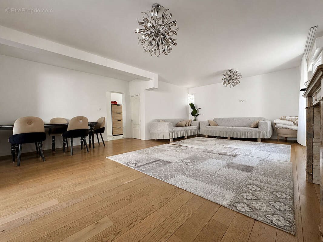 Maison à vendre, 132m², Rochefort