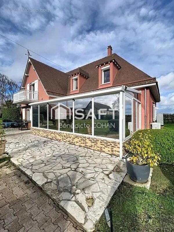 Maison à vendre, 209m², Berchères-Saint-Germain