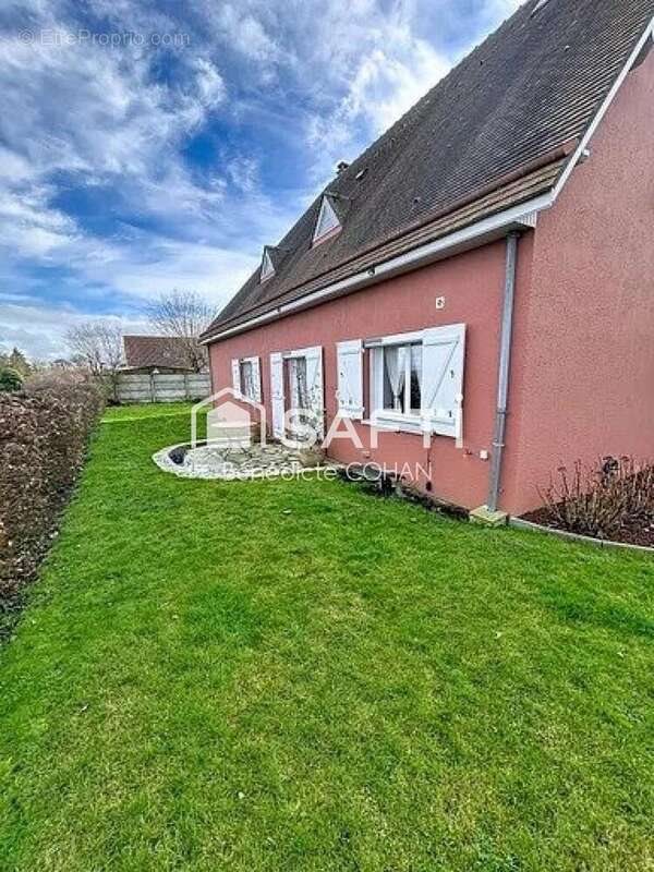 Maison à vendre, 209m², Berchères-Saint-Germain