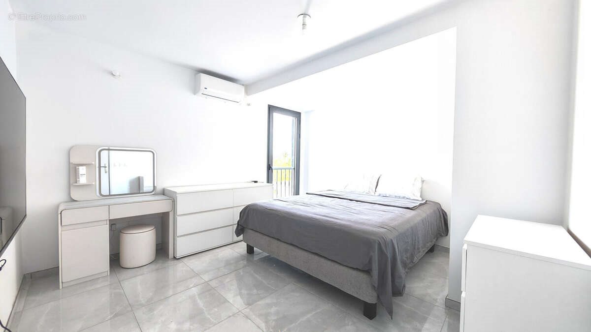Appartement à vendre, 69m², Saint-Pierre