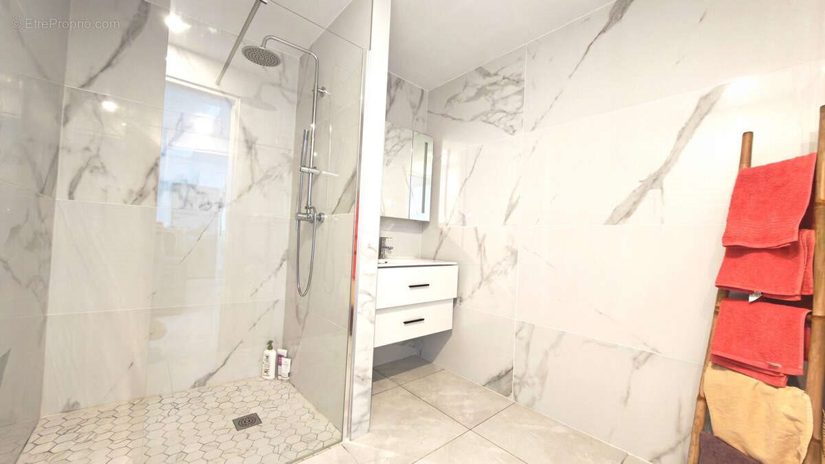 Appartement à vendre, 69m², Saint-Pierre
