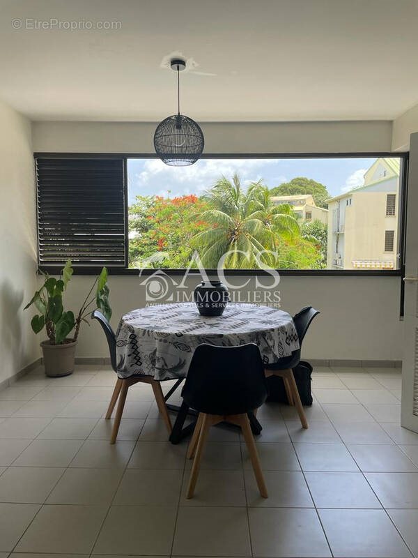 Appartement à vendre, 79m², Fort-de-France
