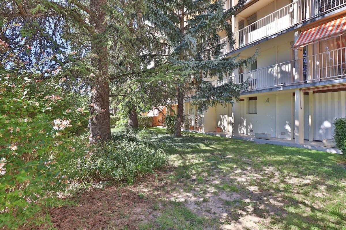 Appartement à vendre, 44m², Saint-Julien-les-Villas