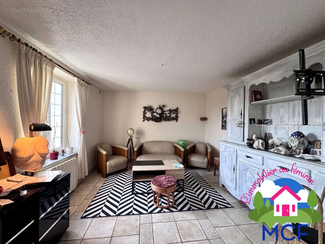 Maison à vendre, 137m², Bueil