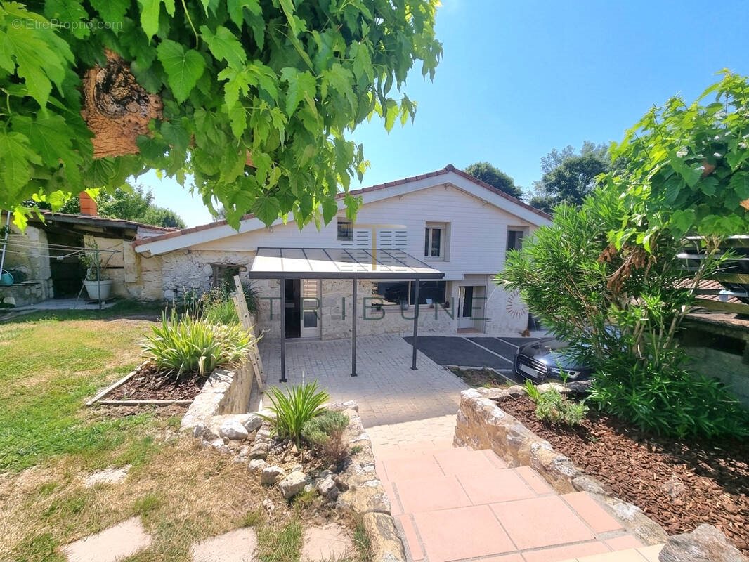 Maison à vendre, 196m², Laroque-Timbaut
