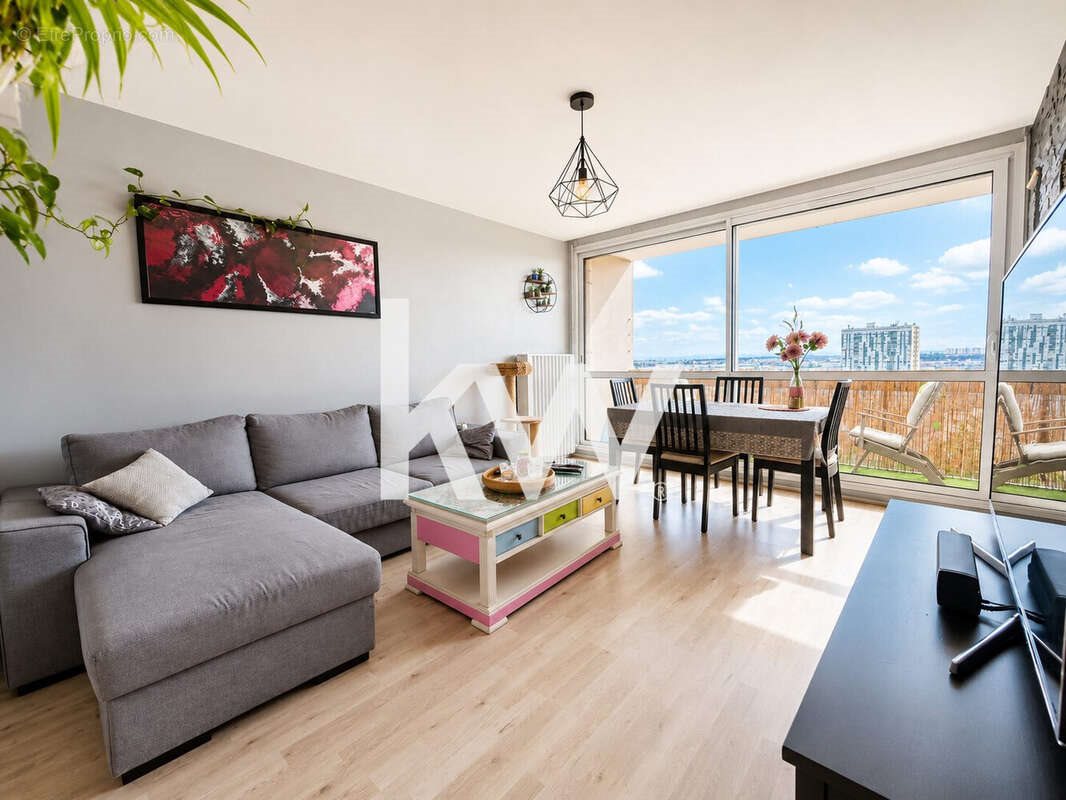 Appartement à vendre, 59m², Saint-Genis-Laval