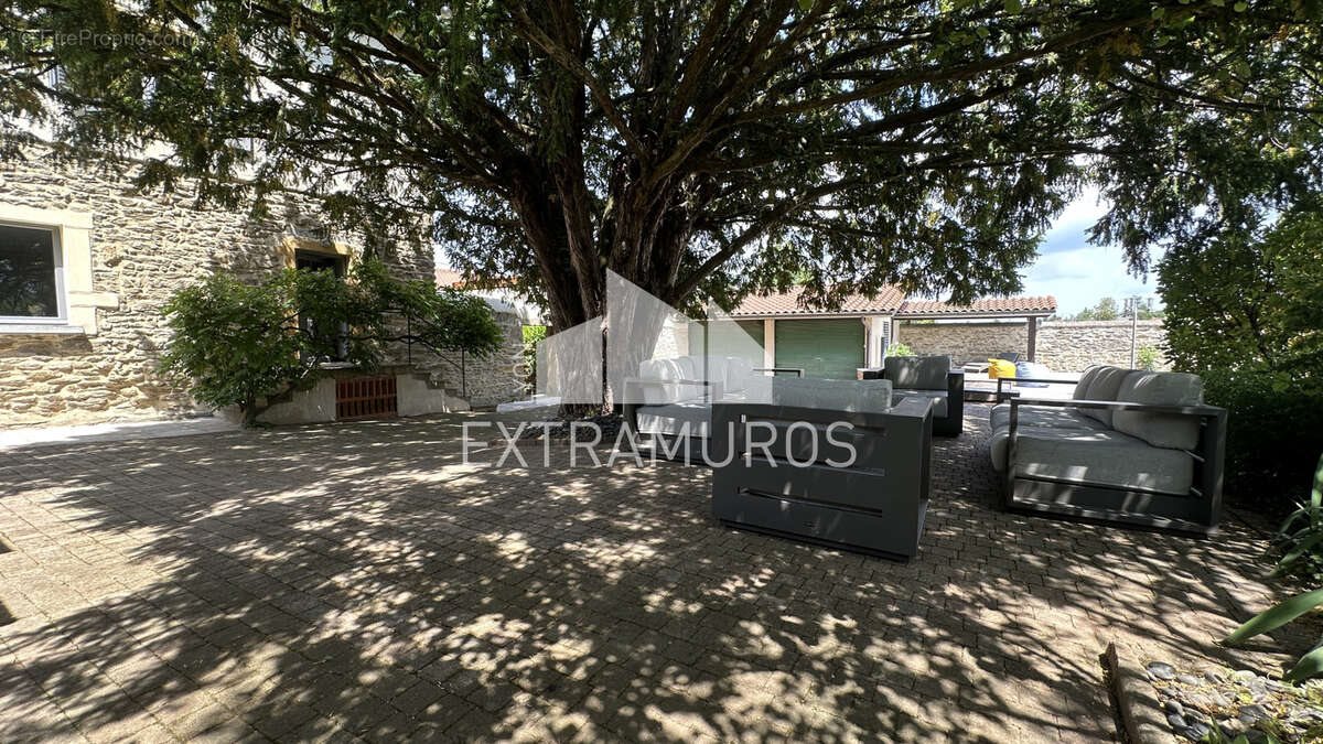 Maison à vendre, 205m², Fleurieux-sur-l'Arbresle