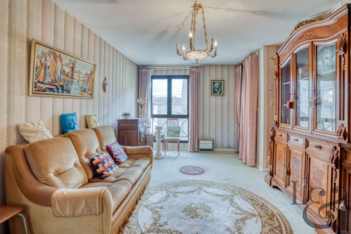 Appartement à vendre, 52m², Villeneuve-sur-Lot