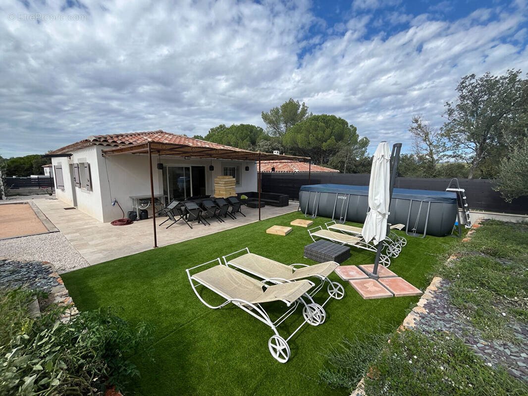 Maison à vendre, 76m², Carcès