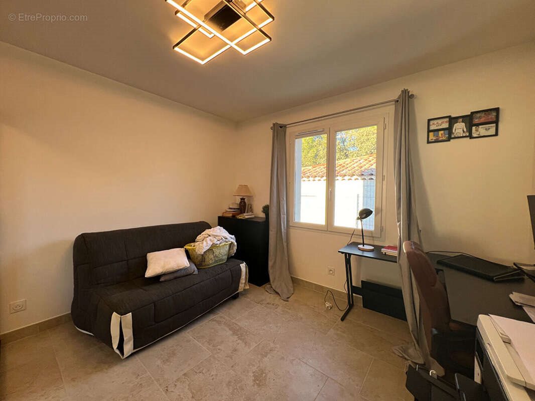 Maison à vendre, 76m², Carcès