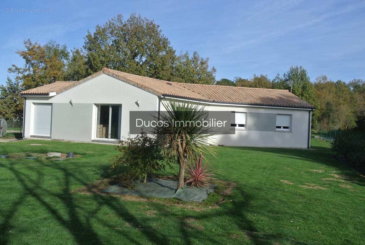 Maison à vendre, 108m², Mauvezin-sur-Gupie