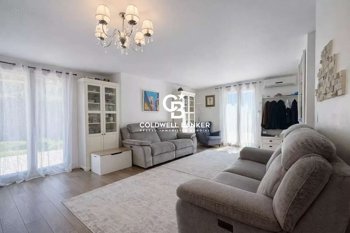 Maison à vendre, 110m², Cogolin