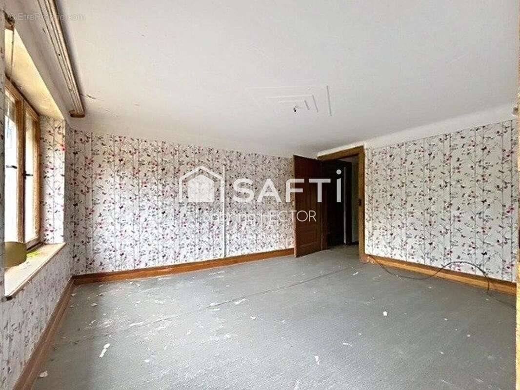 Maison à vendre, 139m², Chémery-les-Deux