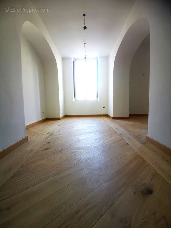Appartement à vendre, 160m², Nîmes