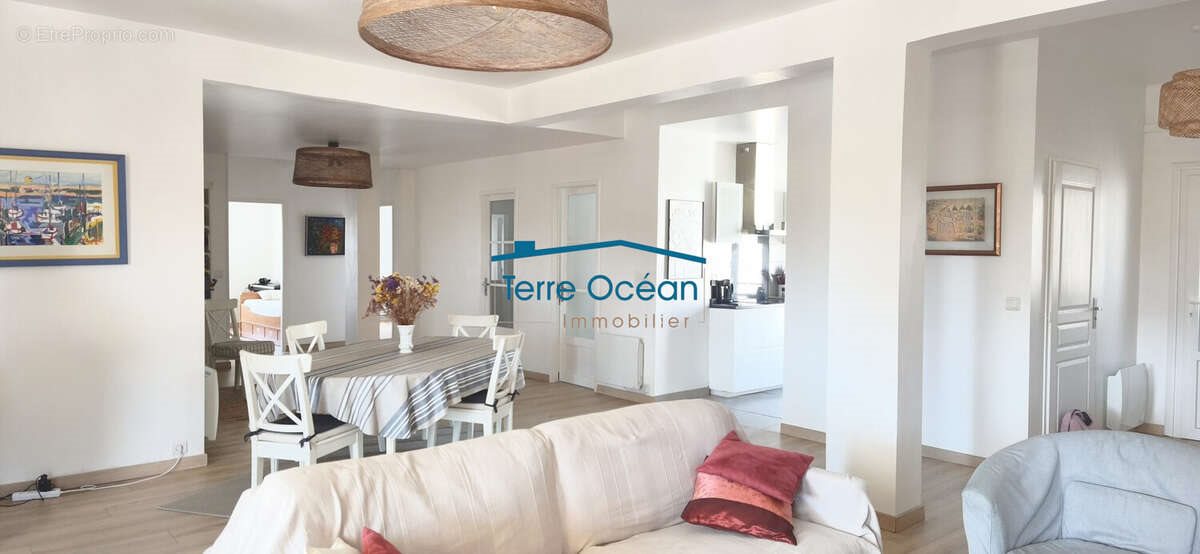 Appartement à vendre, 122m², Royan
