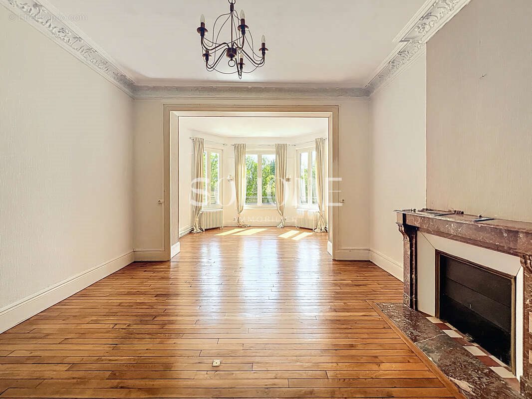 Maison à vendre, 172m², Charleville-Mézières