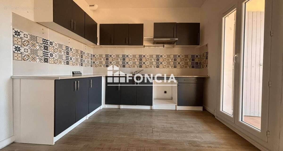 Appartement à vendre, 76m², Villeneuve-lès-Béziers