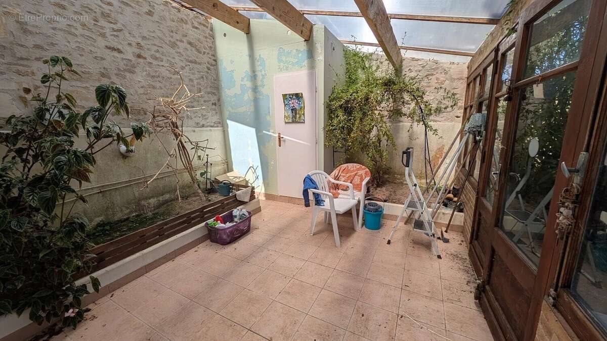 Maison à vendre, 140m², Reignac