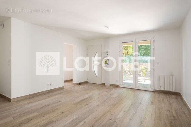 Appartement à vendre, 43m², Saint-Genis-Laval