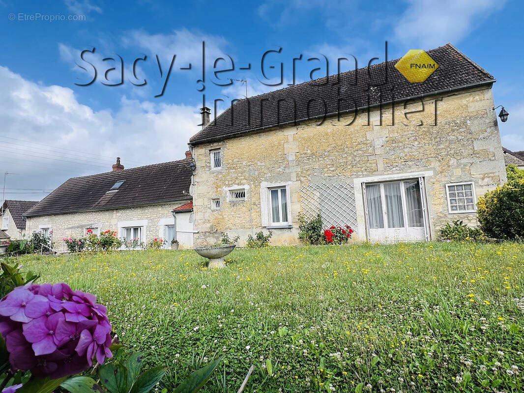 Maison à vendre, 180m², Angy