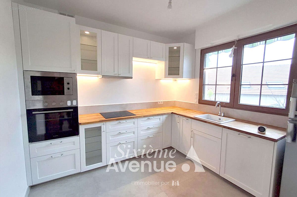 Maison à vendre, 163m², Chaville